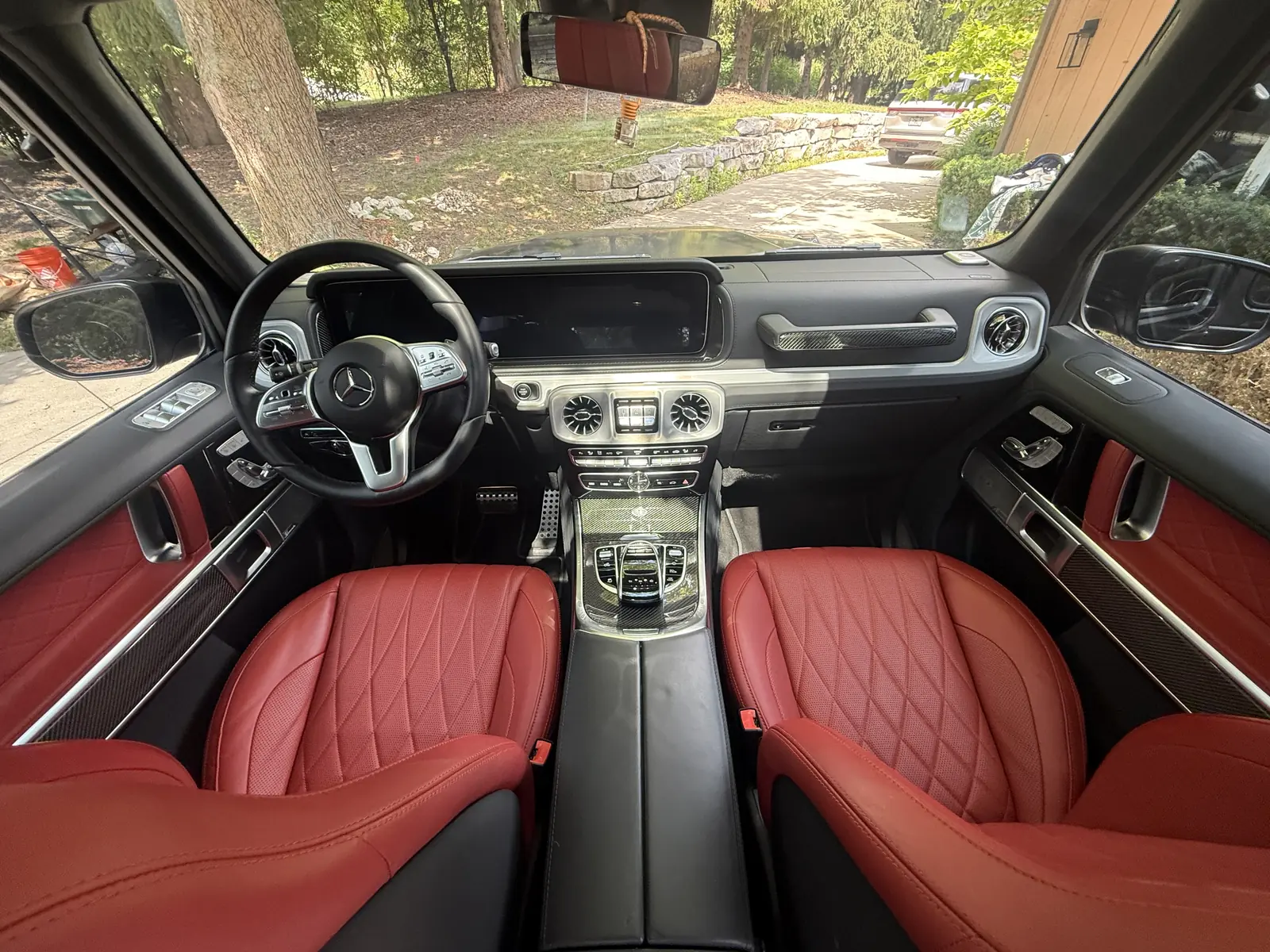 Mercedes G-Class dashboard and red leather seats